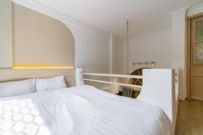 Holly HideAway-Cozy Nest -Balcony- City Center – Ảnh 10